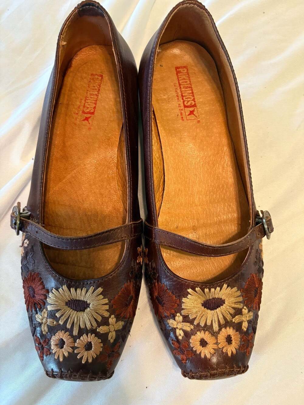 EUC Pikolinos Brown Leather Floral Embroidered Mary Jane Flats, US 7 / EU 37